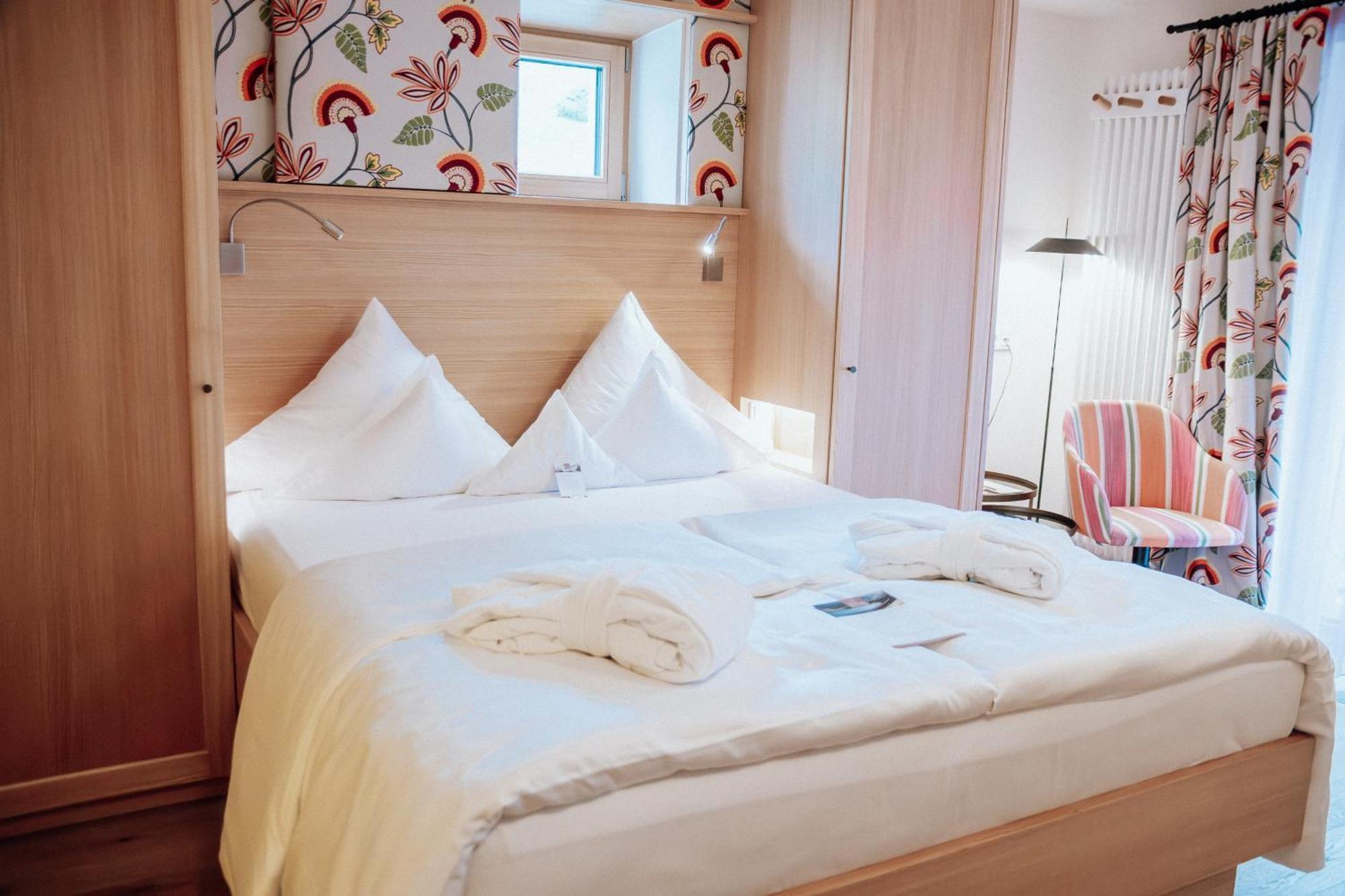 Hotel Goldener Berg Lech am Arlberg Bagian luar foto