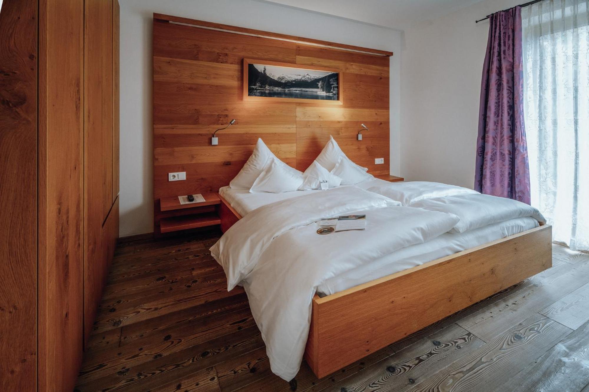 Hotel Goldener Berg Lech am Arlberg Bagian luar foto