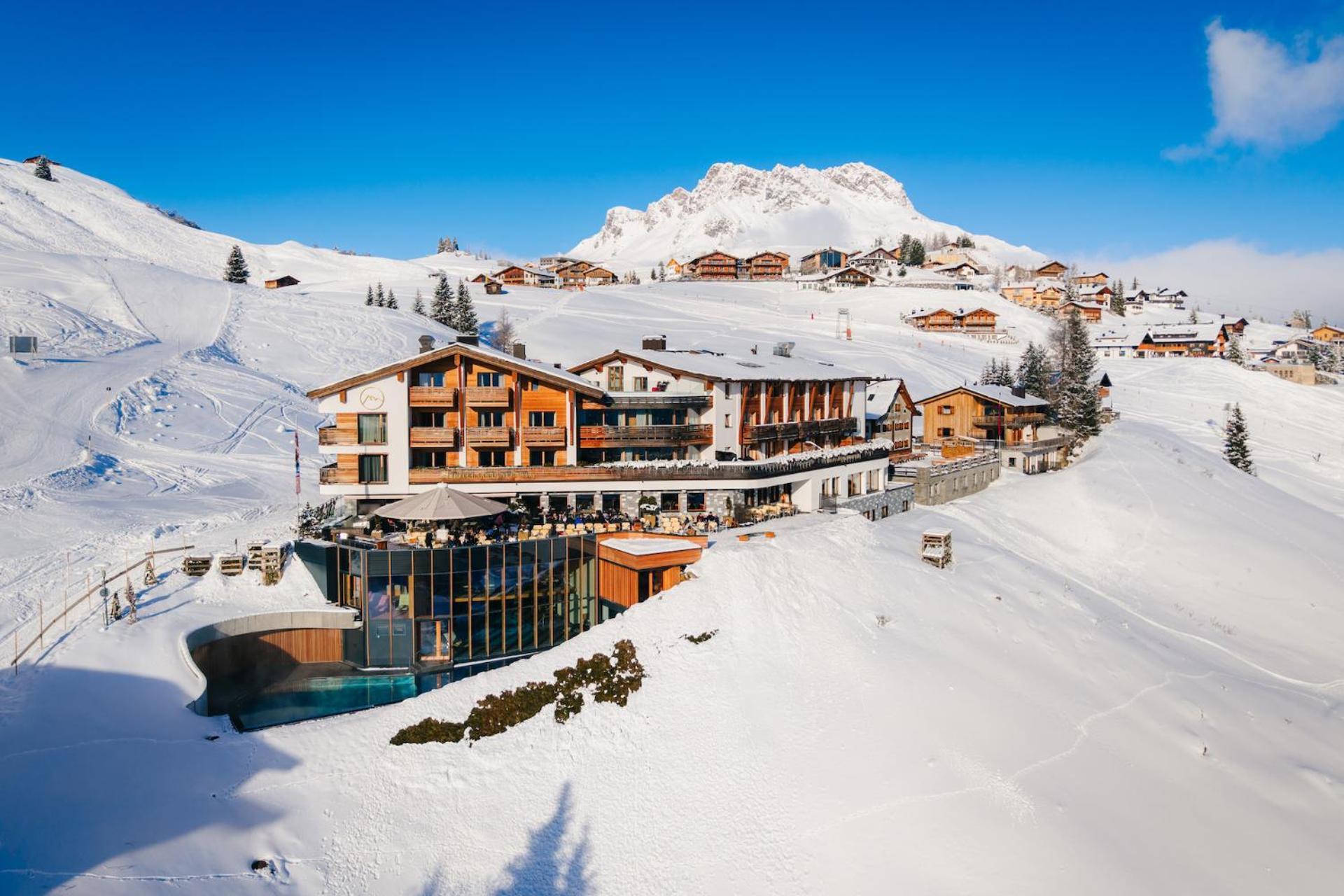 Hotel Goldener Berg Lech am Arlberg Bagian luar foto